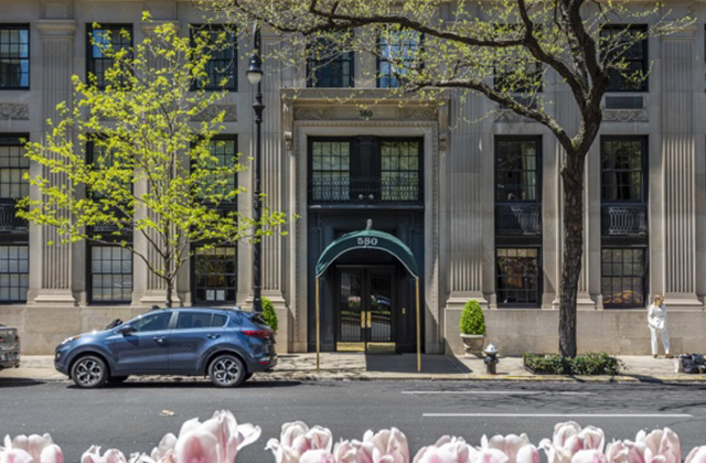 Park Ave Derm-Office 6